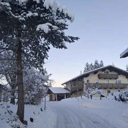 Lägenhet Hochtal